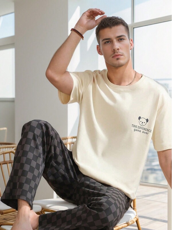 Conjunto de pijama masculino de verão – camiseta lisa e shorts xadrez com estampa de cachorro e letras