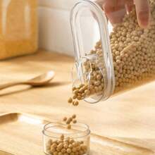 1 件透明密封食品储存罐，容量大，可存放干货、零食、茶、谷物和坚果