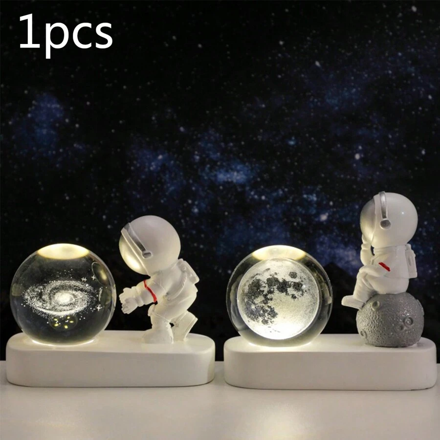 1 件 LED 宇航员小夜灯、水晶球装饰、办公室宇航员装饰、USB 电脑桌面装饰、家居装饰、送给朋友的礼物、圣诞节节日礼物