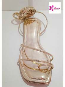 Flat Sandal With Tie Straps - 金色 - 查看 1