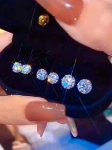 1 对经典欧式圆形四爪锆石耳钉，男女通用简约日常佩戴，睡觉时无需取下 - 星星 - 查看 3