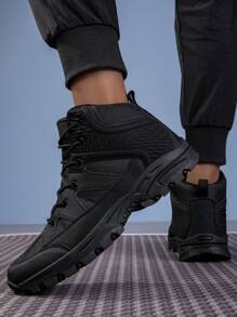 Chaussures de randonnée en plein air noires, bottes d'escalade légères, antidérapantes, résistantes à l'usure, bottes montantes, chaussures de travail à la mode, baskets d'entraînement pour hommes