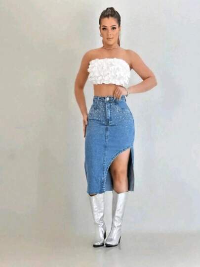 Saia Jeans Estilosa Midi Fenda Lateral e Strass