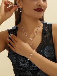 4-teiliges Perlenschmuckset Im Japanischen Und Koreanischen Stil, Bestehend Aus Halskette, Ohrringen Und Armband, Perfektes Hochzeits- Und Party-accessoire Für Frauen
