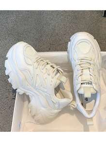 Zapatos De Malla Transpirable De Mujer De Moda, Zapatos Suaves Y Cómodos Voladores, Zapatillas Deportivas Casuales Versátiles Al Aire Libre Para Mamá, Zapatos Para Correr,Zapatillas Deportivas Transpirables De Estilo Nuevo Para Primavera Para Mujeres,Unisex Tacón Bajo, Suela Plana, Gruesa Con Boca Profunda, Antideslizante, Zapatos Casuales,Zapatos deportivos casuales para mujer al aire libre, livianos, transpirables, antideslizantes, chunky de moda Zapatos para aumentar la altura y entrenamiento - Blanco - Ver 3