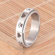 1 Stück Angstsenkende Liebe Pfotenabdruck Dreh-Spinner Ring aus Edelstahl, Herzschlag Design Dreh Fiedget Spielzeug, Alltagstragen & Valentinstag Geschenk