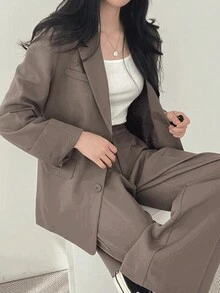 Traje de mujer traje pantalones a medida con bolsillo oblicuo con blazer corto con botón unicolor - Camel - Ver 7