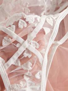 Conjunto de lencería transparente con bordado en forma de corazón, sujetador y pantie, ropa interior sexy para mujer, rave - Blanco - Ver 5