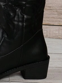 Kozaki damskie do połowy łydki, styl vintage w stylu zachodnim, czarne buty ze szpiczastym noskiem, modne buty na grubym obcasie z haftowanym wzorem