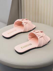 儿童时尚夏季户外拖鞋，方头平底鞋，凉鞋，新款女童鞋，极具吸引力的沙滩鞋