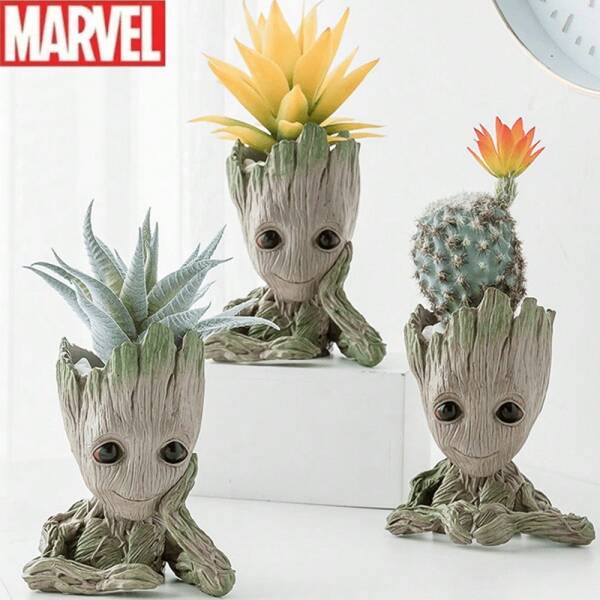 Marvel 1 szt. Oficjalnie licencjonowana roślina biurkowa Marvel Avengers Groot: słodka doniczka Tree Man do biura lub domu - mieści długopisy i ozdabia przestrzeń, dekoracyjny wazon ogrodowy, idealny prezent dla każdego