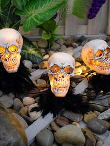 Đèn trang trí gắn sàn Halloween nhiều kiểu, Đèn cỏ bằng nhựa năng lượng mặt trời, Đèn trang trí tiệc ma, Đèn trang trí không gian sân trong, Đèn trang trí biệt thự sân vườn Trang trí phòng Halloween Trang trí sân vườn Halloween làm quà tặng Trang trí ngày lễ cổ tích Trang trí lễ hội - nhiều phong cách - Xem 6