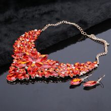 1set Fashionable Charming Gold-Plated Purple Crystal Rhinestone Water Drop Necklace & Earrings Jewelry Set, Suitable For Women Wedding, Ball, Party, Birthday, Holiday Gift