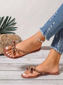 Dép Nữ Mùa Hè Mới Đinh Tán Thanh Lịch Nơ Đế Bằng Hở Mũi Thanh Lịch Quyến Rũ Thời Trang Ngoài Trời Dép Đi Nghỉ Đi Biển Lưới Người Nổi Tiếng Giày Nữ Dép Xỏ Ngón Hợp Thời Trang Đa Năng - Cà phê nâu - Xem 4