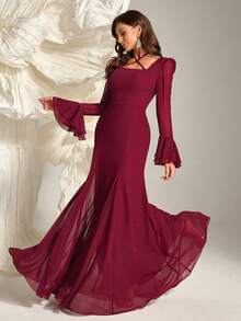 女式纯色喇叭袖长款休闲连衣裙