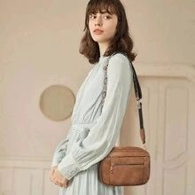 新款时尚经典小丑复古图案编织肩带纯色PU防水材质欧美多口袋拉链开口设计单肩包钱包，可斜挎购物