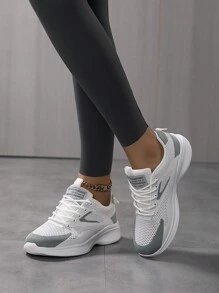 Baskets décontractées mode femme - respirantes et confortables, chaussures de course basses à lacets avec design rayé, polyvalentes pour toutes les saisons, disponibles en blanc/vert, rose clair/bleu, noir/blanc et bleu foncé/noir