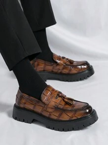 Alligator Textured Platform Loafers For Men, Fringed British Style Formal Casual Shoes - Brown - View 4