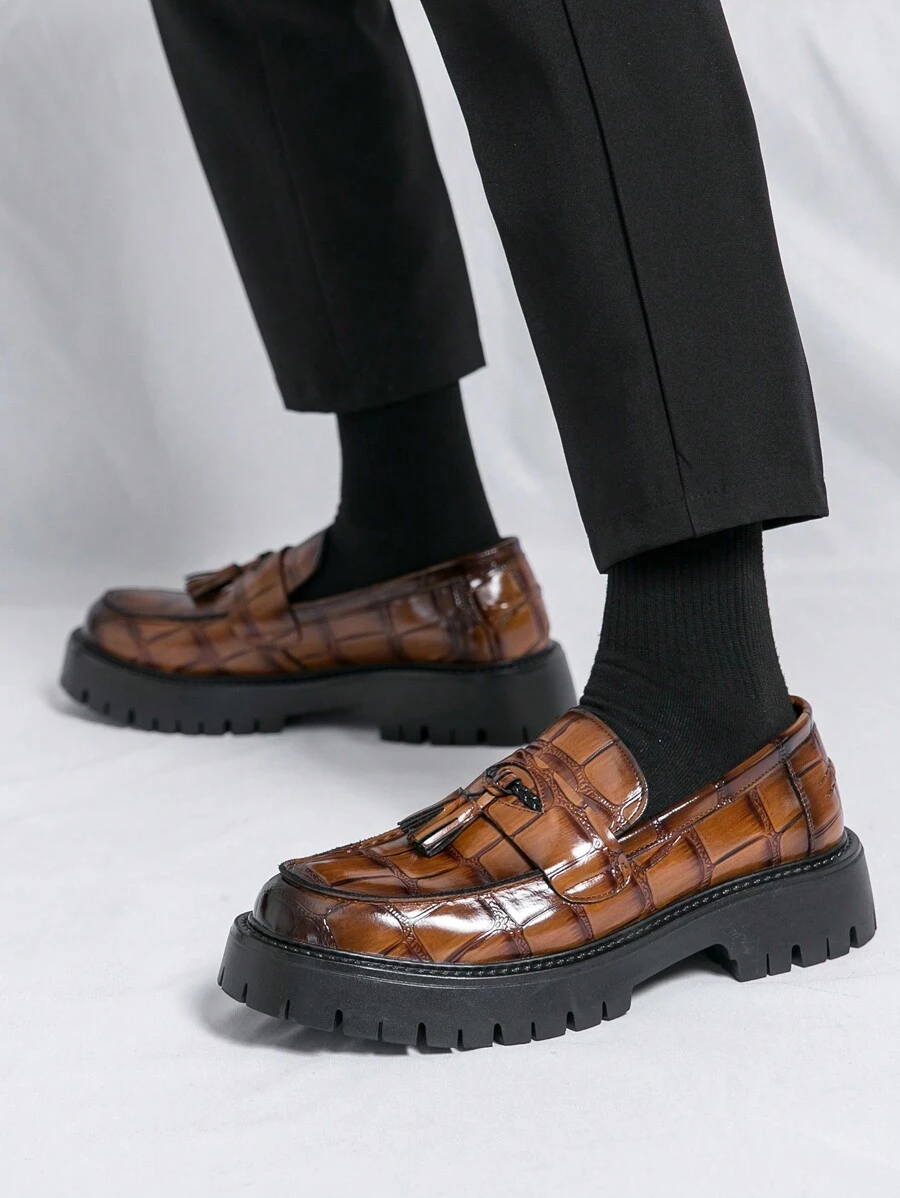 Alligator Textured Platform Loafers For Men, Fringed British Style Formal Casual Shoes - Brown - View 1