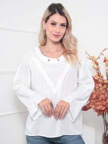 Women's Blouse With Flare Sleeves And Lace Details - Casual Sophistication - 白色 - 查看 5