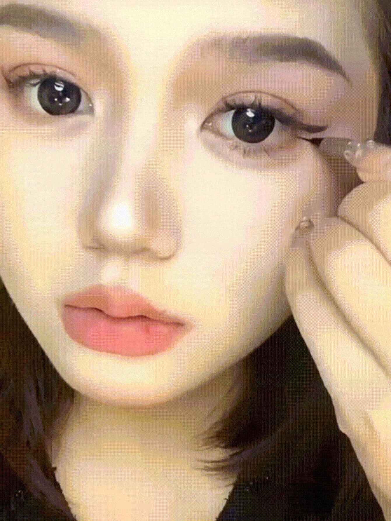 JUDYDOLL 400mg SLIM 液体眼线笔，超细笔尖，持久防水配方，可涂抹在下睫毛上，适合初学者、自用、礼物、化妆、旅行、节日、小众产品、新品、与众不同、送给朋友、女朋友、婚礼必需品、婚礼嘉宾、单身派对、学校自然妆容、可爱妆容、大胆妆容、约会妆容 - 棕色 - 查看 3