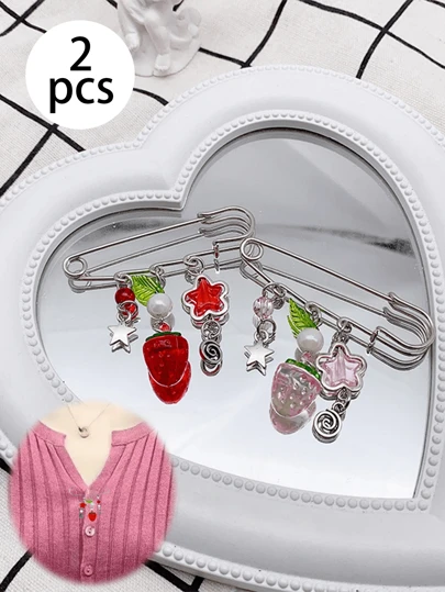 2 件女士草莓五角星串珠吊坠创意胸针，可爱 INS 清新装饰，简约包包吊坠情人节连衣裙配饰别针用于衣服包饰学校办公室配饰衬衫夹克首饰万圣节衣服别针趣味教师礼物服装配饰包饰圣诞节