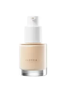 JUDYDOLL 4种颜色可选，专为油性肌肤设计的粉底液，持久不脱妆，遮瑕控油。旅行装，派对必备，送给朋友和女友的特别礼物。婚礼必备，婚礼宾客，单身派对，打造优雅、自然、甜美、迷人、约会之夜妆容。 - #N20 中樣 - 查看 4