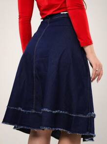 Saia Jeans Feminina Godê Com Elastano Barra Desfiada Estilo Anos 80 - Lavagem escura - Visão 2