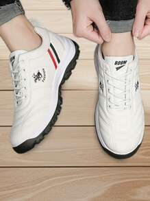 Zapatillas casuales cómodas para hombre, zapatillas estampadas transpirables y ligeras en colores sólidos, elegantes zapatillas de tenis deportivas para deportes, entrenamientos, tenis, jogging, citas, desplazamientos laborales y uso diario. - Blanco - Ver 1
