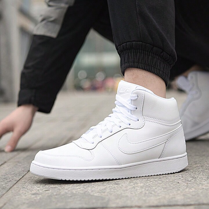 nike mid high ebernon