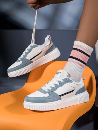 New Women Casual Sneakers Low-Top Skateboard Shoes, Lightweight & Breathable, Plus Size