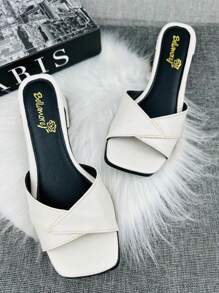 Women's Thick Heel Low Block Clog Tendencia Summer 2025 - White - View 3