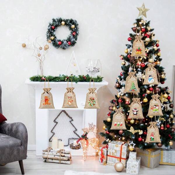 12 Pieces Christmas Burlap Gift Bags Snack Container Christmas Treat Bags With Double Jute Drawstrings Small Goody Bags For Xmas Holiday Party Favors Supplies, Snowman, Santa Claus, Penguin, D,Christmas Valentine Day