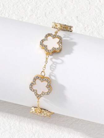 1 幸运五瓣花镶嵌水钻装饰时尚优雅女士链式手链（无包装盒）情人节