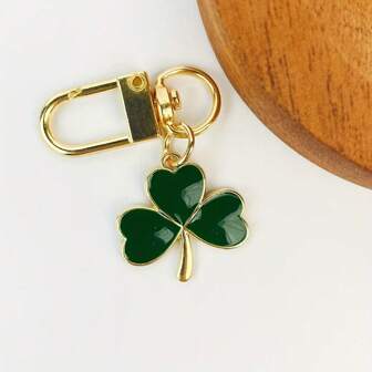 1pc Lucky Clover Keychain With Heart-Shaped Leaf, Blessing Gift For Friends, Suitable For Decorating Bags, Backpacks, Wallets And Car Keys Car Accessories Bag Charm Backpack For School Cute Goth Y2k Halloween Accessories Teachers Day Bag Lanyards With Id Holder Car Accessories Bag Charms