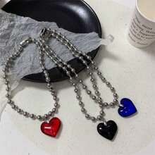 1 件大红色心形玻璃吊坠链项链，Y2K 欧美设计，亚克力吊饰，酷炫 Y2K 风格，适合女性日常佩戴 - 玻璃大愛心珠鍊項鍊 - 查看 5