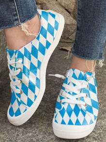 Zapatillas casuales de moda nuevas para mujer en azul y blanco a cuadros, cómodas, transpirables, ligeras, de corte bajo con cordones planos, de talla grande para Oktoberfest - Azul y blanco - Ver 3