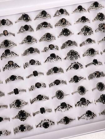 Random Style Gothic Crystal Embellished Black Rings, Multi-Piece Set Suitable For Women Daily, Party, Halloween Gift