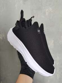 Women Fitness & Cross Trainer Shoes - 黑與白 - 查看 3