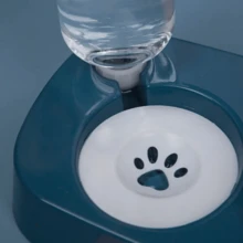 Bebedouro E Comedouro Duplo Automático Para Cachorro E Gato - Verde Escuro - Visão 4