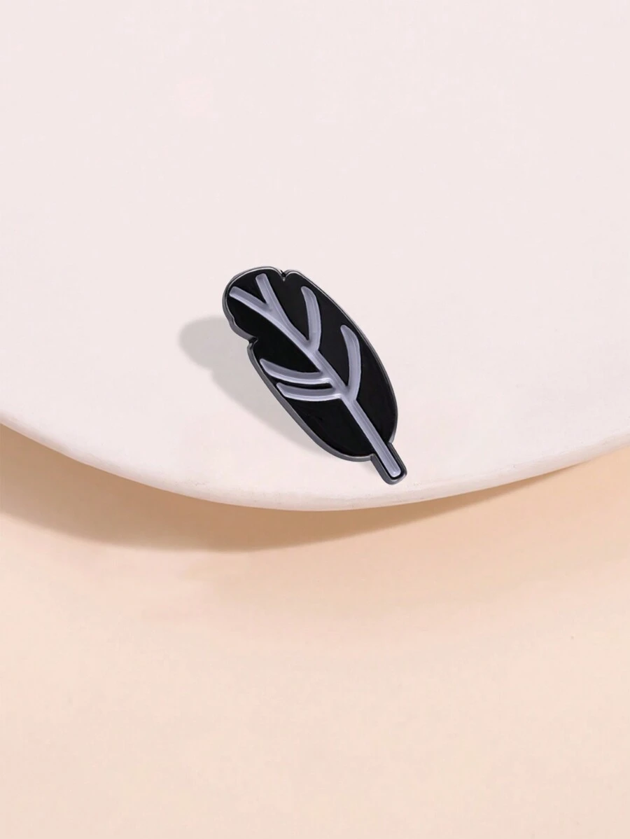 1pc Creative Black Bird Feather Shaped Brooch, Cute Cartoon Accessory Suitable For Men And Women's Daily Wear - style 1 - View 1