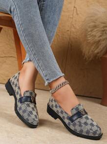 2025 Autumn Ladies' Elegant Blue Vintage Floral Pattern Flat Round Toe Loafer Shoes With Metal Buckle (Shoe Vamp Pattern Random)