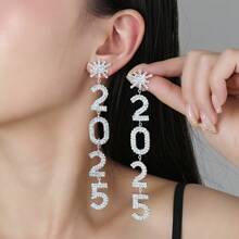 LuxstyWear 优雅水钻雪花和 2025 数字吊坠耳环 - 不锈钢、合金配水晶流苏设计，适合女士 | 派对、情人节礼物的完美之选 - 雪花 - 查看 7