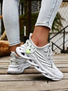 Women's Sneakers Athletic Sporty Shoes Non Slip Blade Running Gym Workout Casual Shoes Lightweight Walking Shoes Fashion Sneakers White Trainers