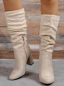 Botas altas elegantes y versátiles con tacón alto para mujer, de otoño/invierno, de color beige, con pliegues y largo hasta la pantorrilla, para uso diario y de oficina - Beis - Ver 5