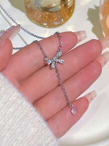 1pc Elegant & Unique Butterfly Shaped Pendant Necklace With Rhinestone & Zirconia Decoration For Women, Suitable For Daily Wear