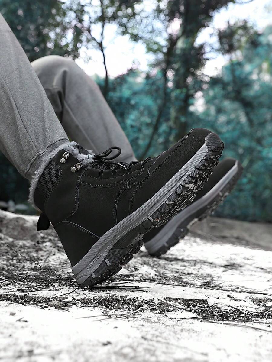 Men's Outdoor Snow Boots Anti-Slip - Black - View 1