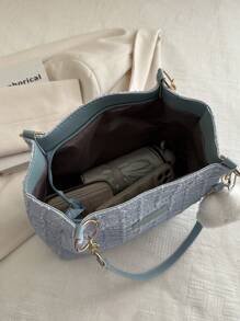 Fashion Striped Handbag - Women Large Capacity Shoulder Bag - Zipper Daily Use Tote Bag With Metal Chain - Blue - View 5