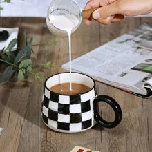 1 Stück schwarz-weiße Keramik Kaffeetasse, moderner Vintage-Stil Wasserglas, geeignet für Getränke im Sommer und Winter, Geschenk zum Valentinstag, Schulbeginn