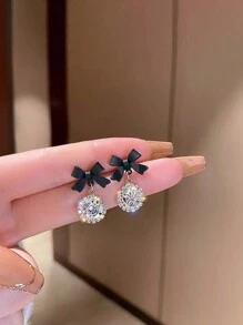 1 对黑色蝴蝶结耳钉，时尚独特珠宝 - A - 查看 1